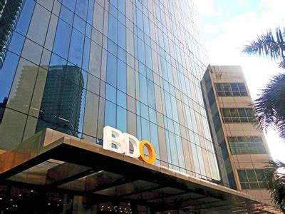 Meralco widens dividend payment option to stockholders .